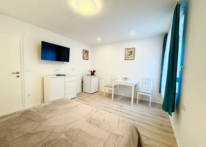 Happiness * ספליט