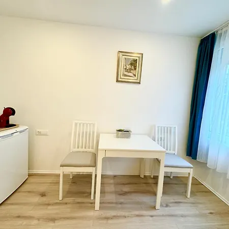 Happiness Apartmán *
