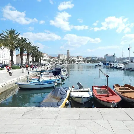 Happiness Apartament